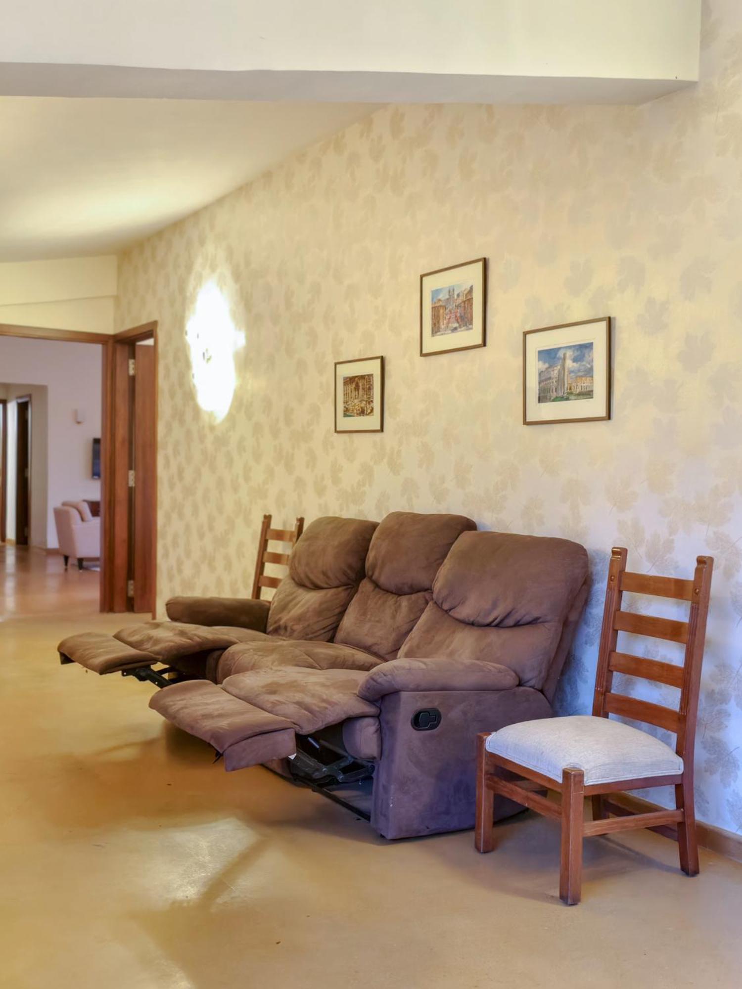 White Stallion Villa โลนาวาลา ภายนอก รูปภาพ