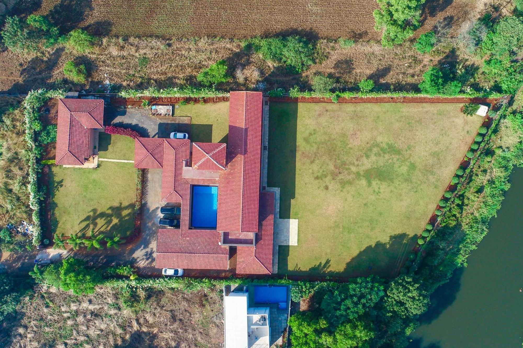 White Stallion Villa โลนาวาลา ภายนอก รูปภาพ