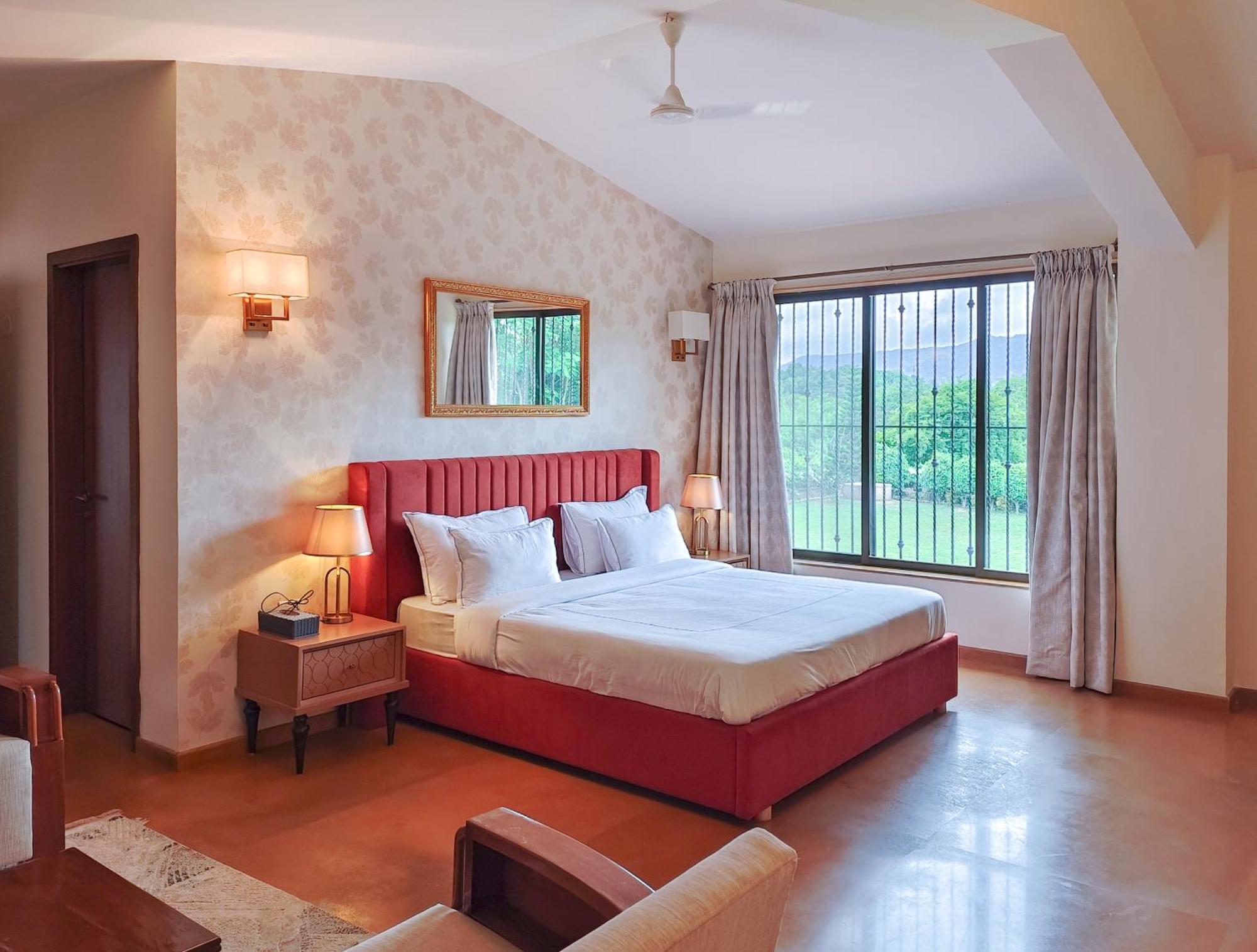 White Stallion Villa โลนาวาลา ภายนอก รูปภาพ